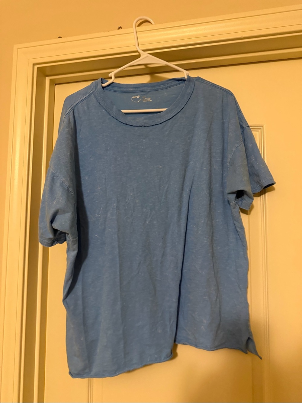 aerie women’s boyfriend tee- Sky Blue Short-Sleeve